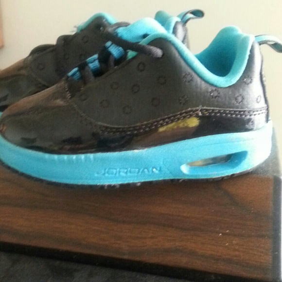 Kids shoes