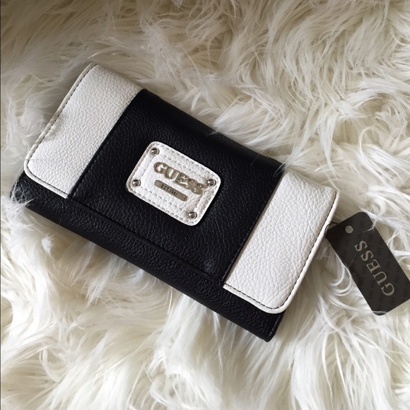 Wallet - Picture 1 of 3