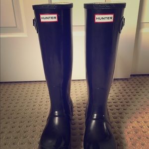 Hunter boots size 7