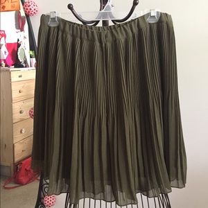 Olive green pleated skirt