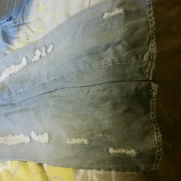 Jeans - Picture 2 of 4