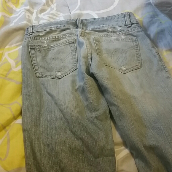 Jeans - Picture 3 of 4