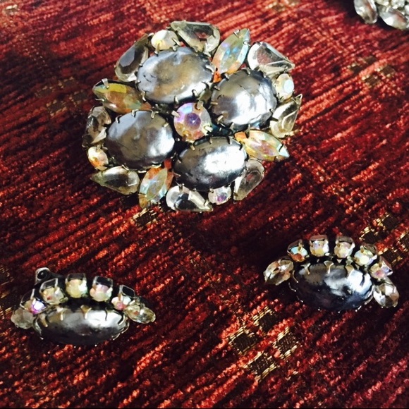 Vintage Pin & Earring Set