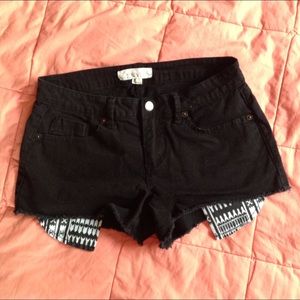 SOLD ❌! Forever 21 Denim Shorts