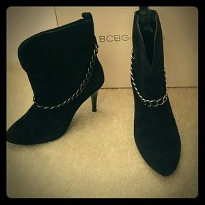 Brand new BCBG black boots