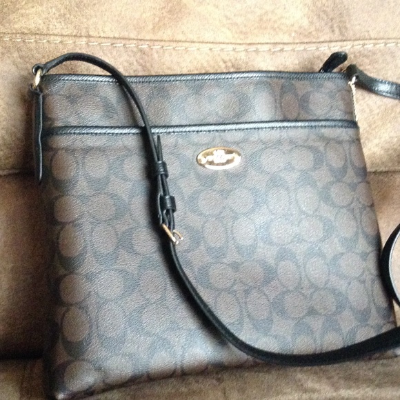 Coach Crossbody Bag.    ON HOLD!  ON HOLD!!
