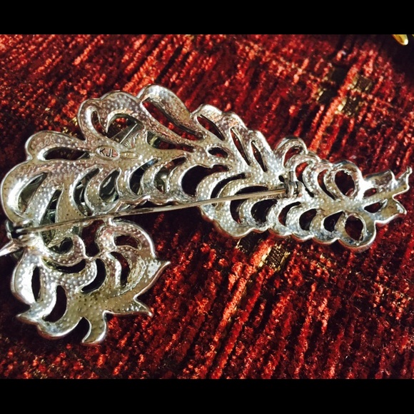 Kenneth Jay Lane Pave Rhinestone Pin - Picture 2 of 3