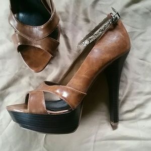 Michael Antonio shoes