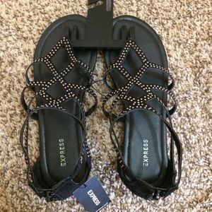 Express sandals
