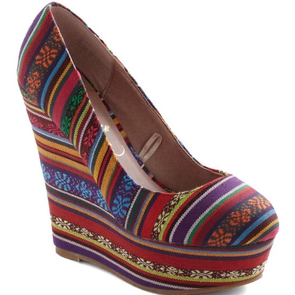 Aztec madden girl wedge