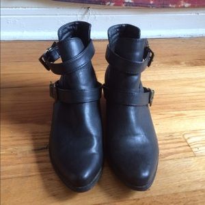 Forever 21 booties