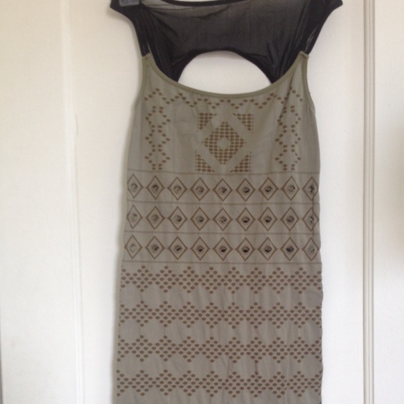Tight geometric patterned dress mesh top