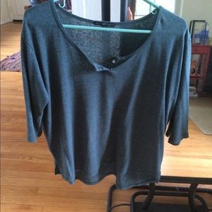 Urban outfitters basic tee