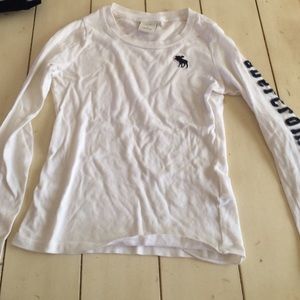 White long sleeve T-shirt