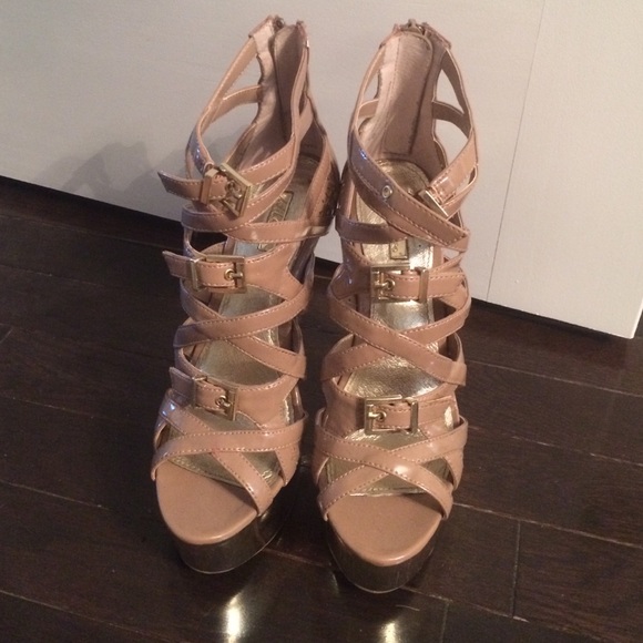 Wild pair size 6 platform LIKE NEW