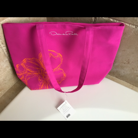 Oscar de la Renta Handbags - NWT Oscar de la Renta Gift Beach Tote Bag