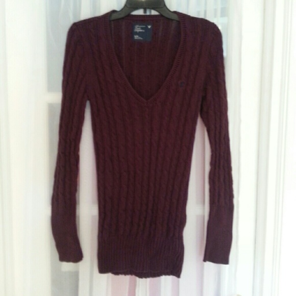 American Eagle AE Cable Knit V-Neck Sweater