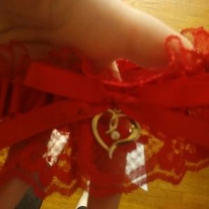 Garter making a separate listing for someone