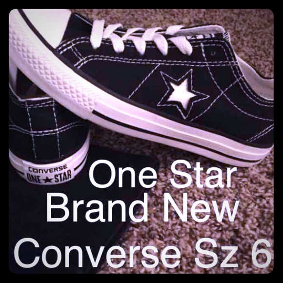 Converse Shoes - 1 HOUR SALE NOW!! NWOT One Star Converse Sz 6