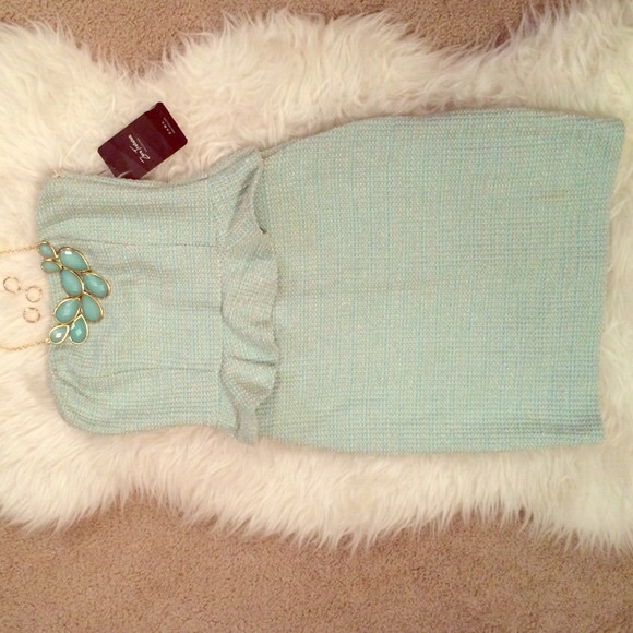 Zara Dresses & Skirts - Zara peplum dress mint green small
