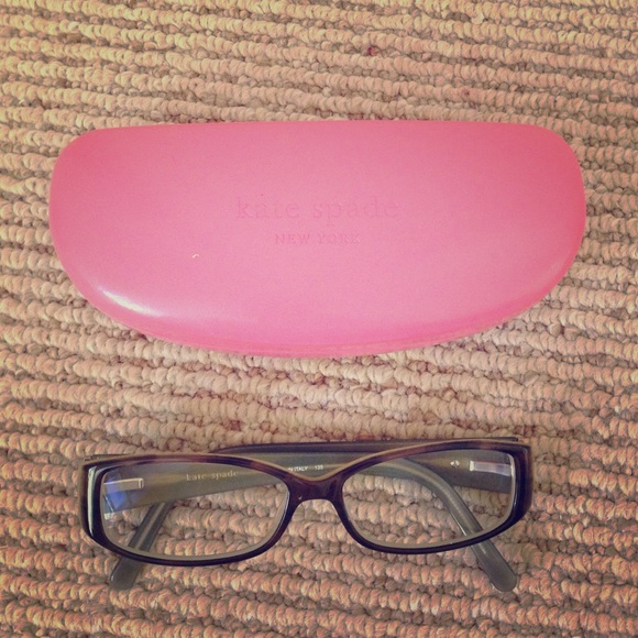 Kate Spade reading glasses and case.