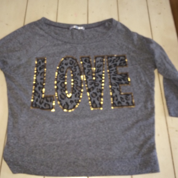 Crewneck shirt
