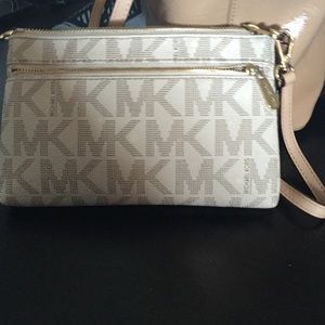 Mk wristlet