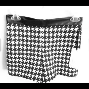 Forever21 highwaisted houndstooth shorts