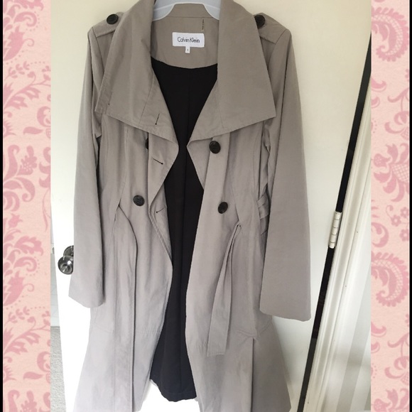 Calvin Clein Trench Coat