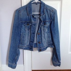 🚫🚫 SOLD 🚫🚫 American eagle jean jacket