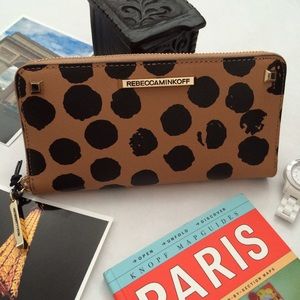 •PM ED PICK•  HP• Rebecca Minkoff  Ava Zip Wallet