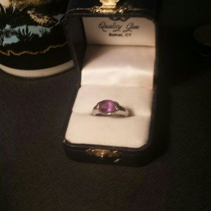 14 kt  White Gold Amethyst and Diamond Ring
