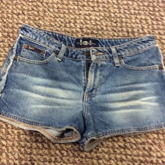 LEI shorts - Picture 1 of 2