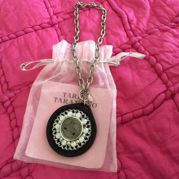 Tarantino necklace