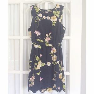 Cute floral print dress