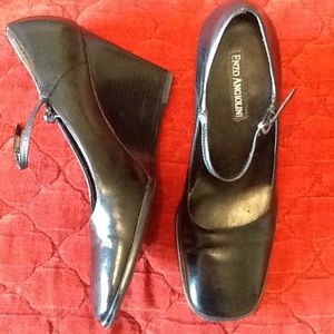 Enzo Angiolini wedge heels