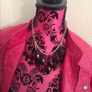 Dark red necklace