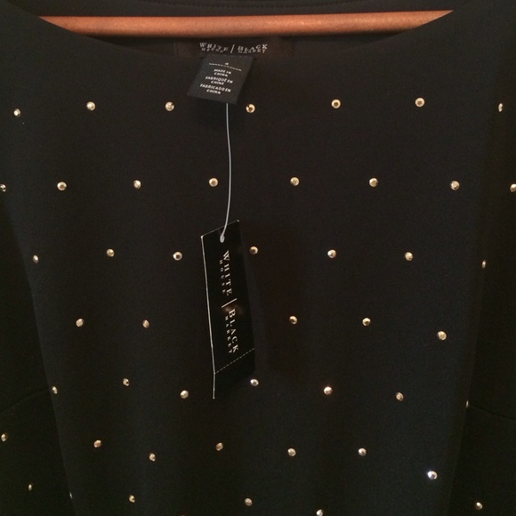 Cocktail dress with sheer sleeves. - Picture 2 of 3