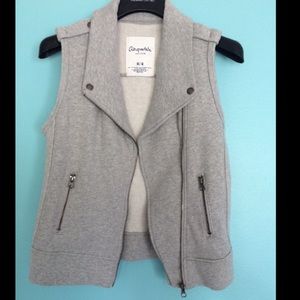 🚫IN HOLD🚫 Heather Grey Vest