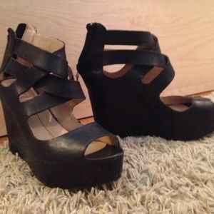 Dolce vita black wedge