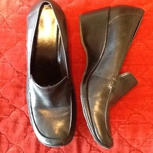 Womens Reaction wedges by Kenneth Cole