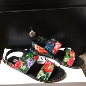 Steve Madden Sanddy Floral