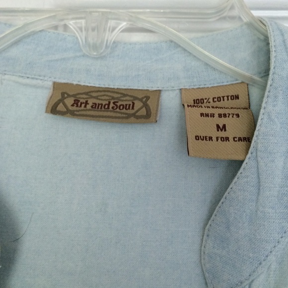 Top - Picture 2 of 3