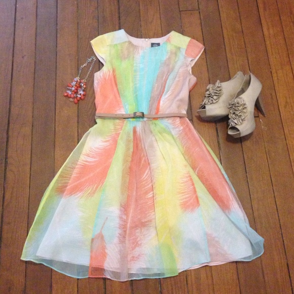 Vince Camuto Dress