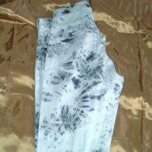 Black and White Rock and Republic