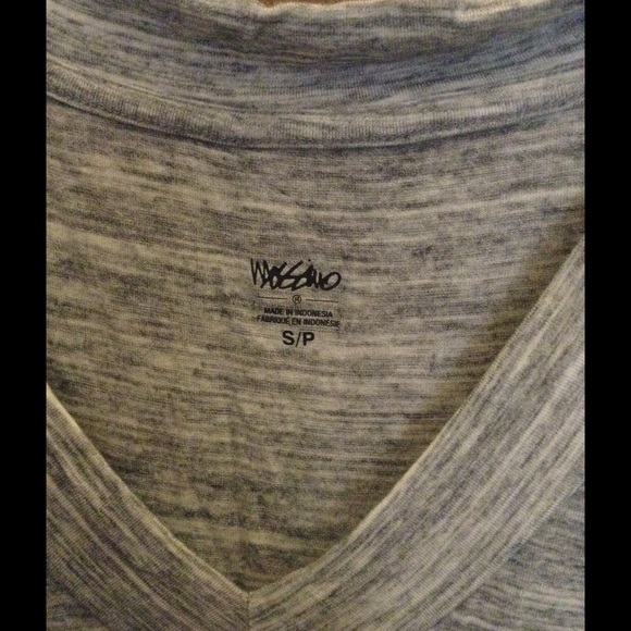 Patterned tee - Picture 2 of 2