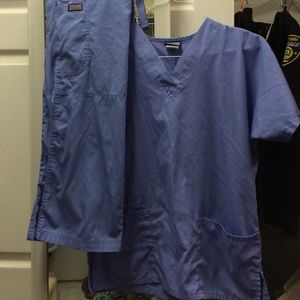 Ceil Blue Cherokee Scrub set