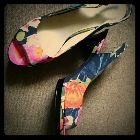 Nine West