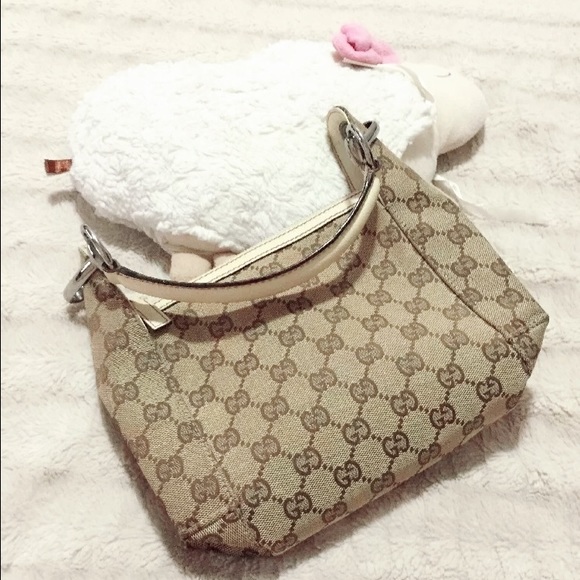 （Flash sale！）100% authentic Gucci clutch
