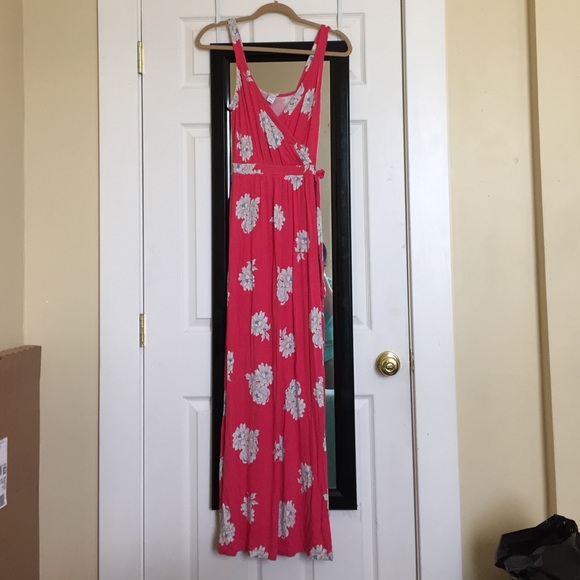 Old Navy Summer Wrap Maxi Dress